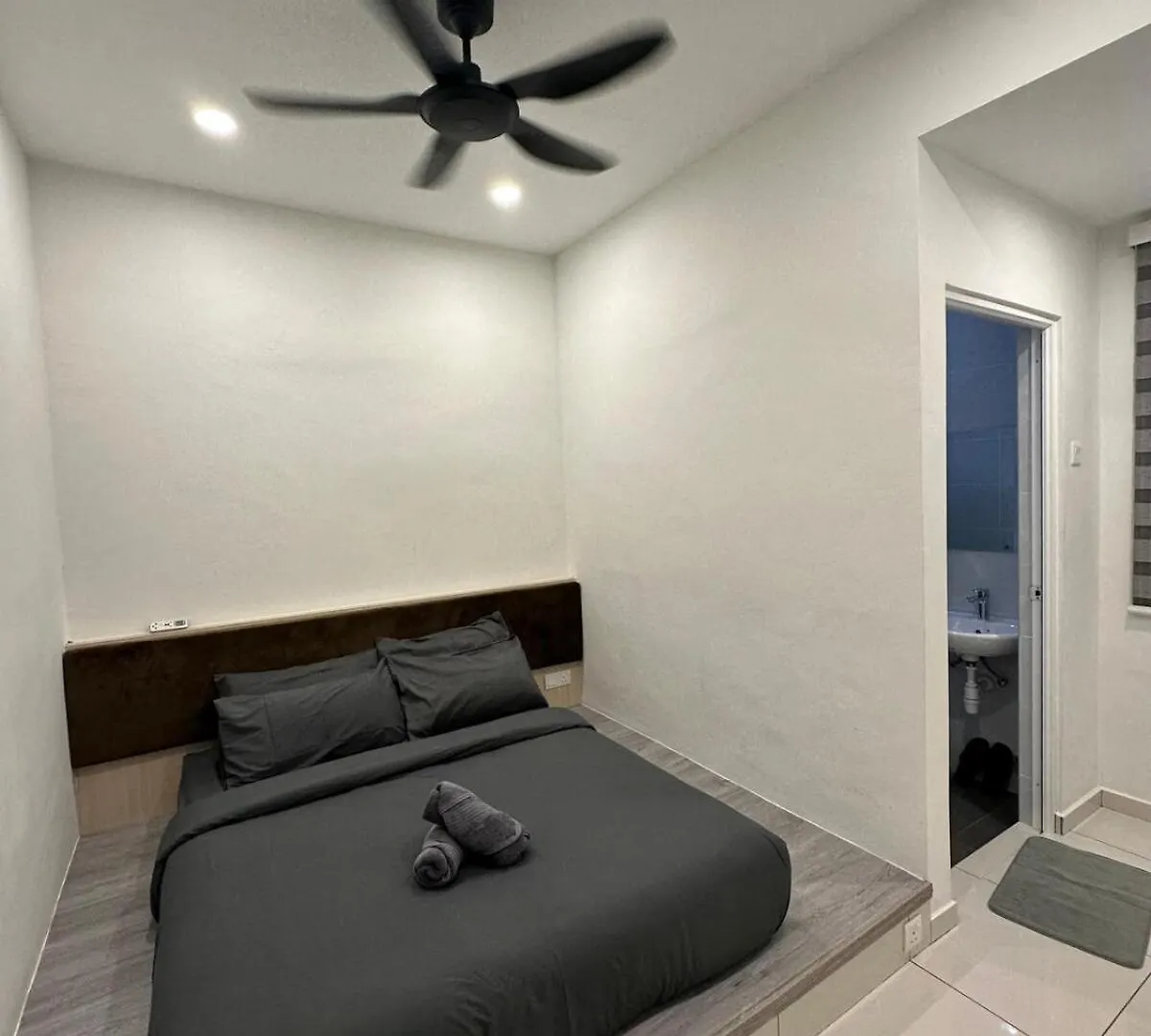 Ferienhaus Villa New, 5Mintojonkerstreet ! Town Area , Arcade, Melaka 4Br 12Pax